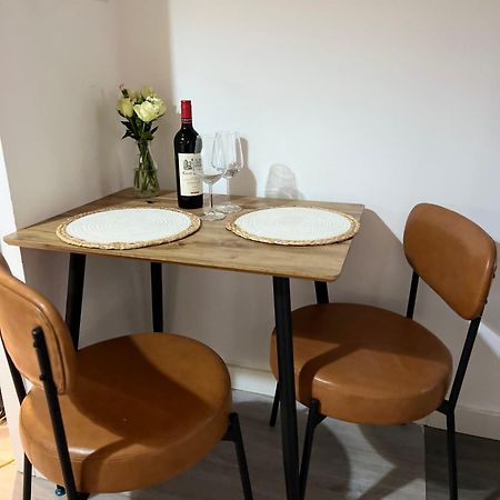 Stylish Putney Village Flat Londyn Zewnętrze zdjęcie